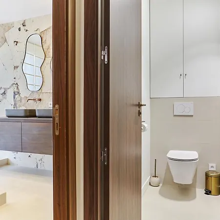 Sublime 3 Bedrooms Center Of By Prestige
