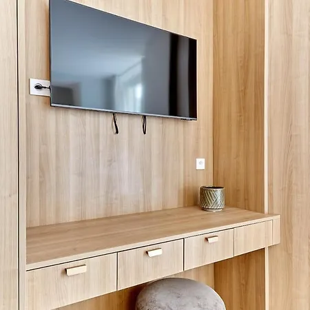 Daire Sublime 3 Bedrooms Center Of By Prestige Paris