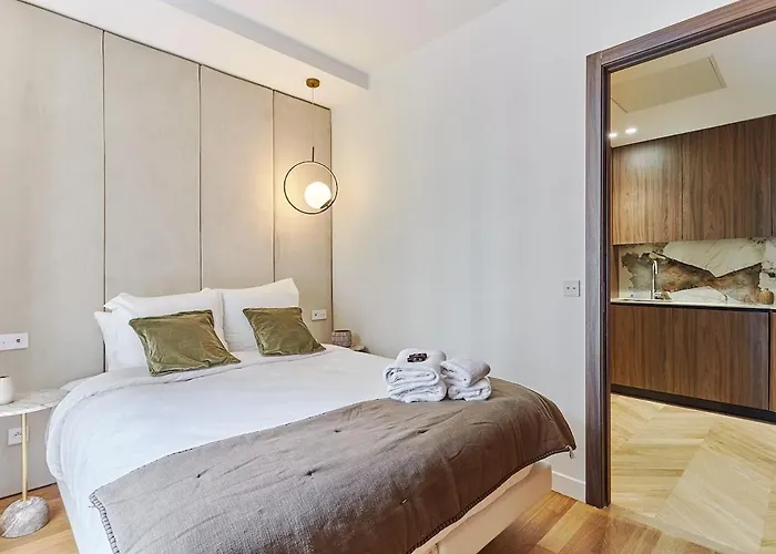 Sublime 3 Bedrooms Center Of By Prestige 公寓 巴黎