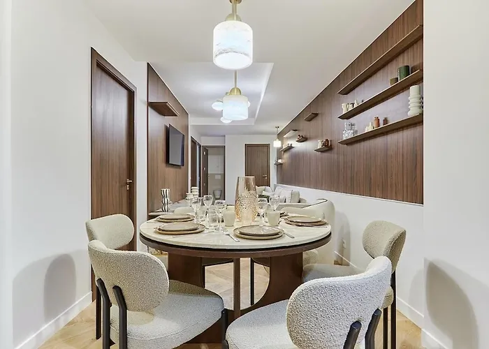 Sublime 3 Bedrooms Center Of By Prestige